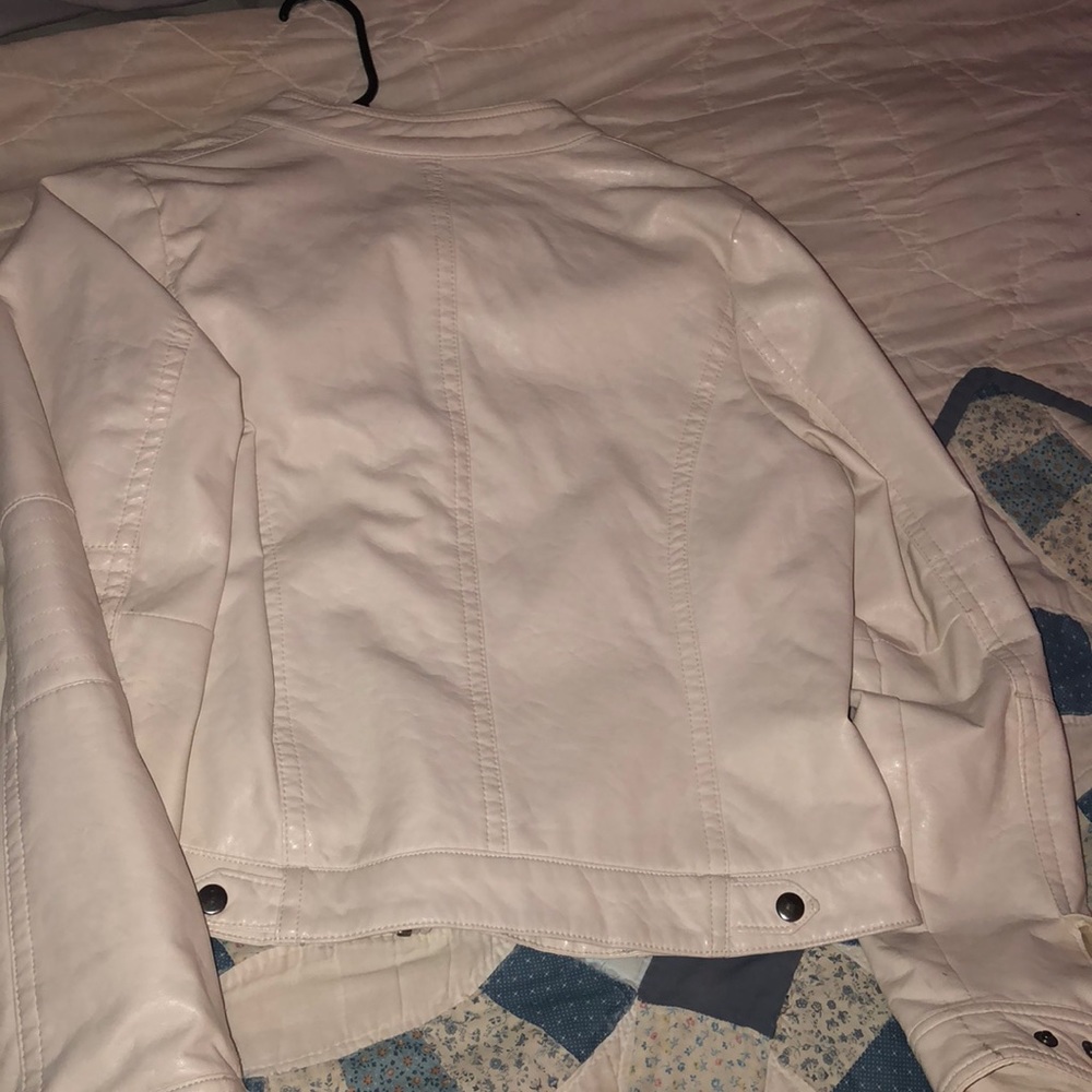 Jacket - Picture 2 of 3